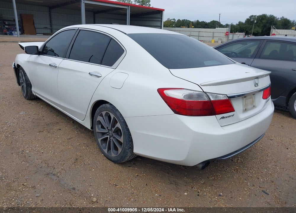 2015 HONDA ACCORD SPORT VIN: 1HGCR2F50FA207090