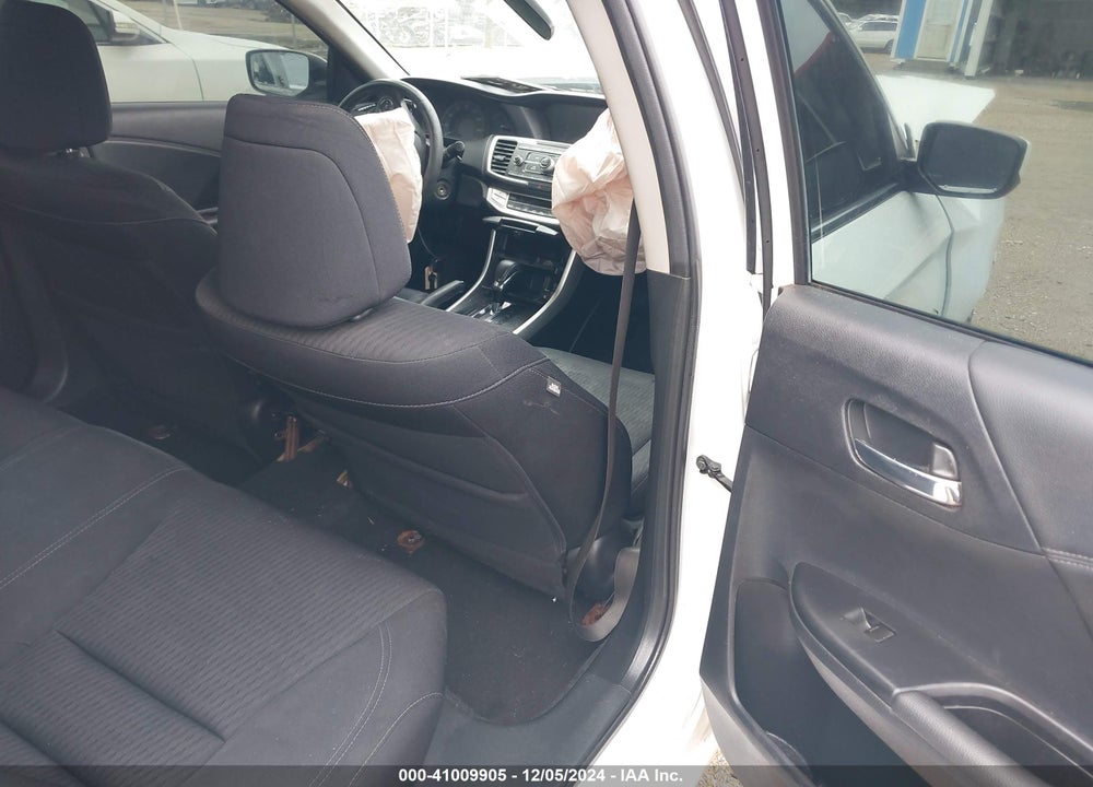2015 HONDA ACCORD SPORT VIN: 1HGCR2F50FA207090