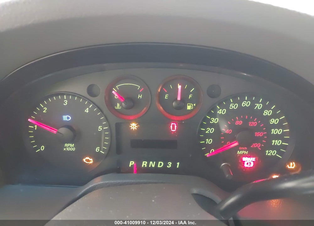 2004 FORD FREESTAR S VIN: 2FMZA50624BA66040