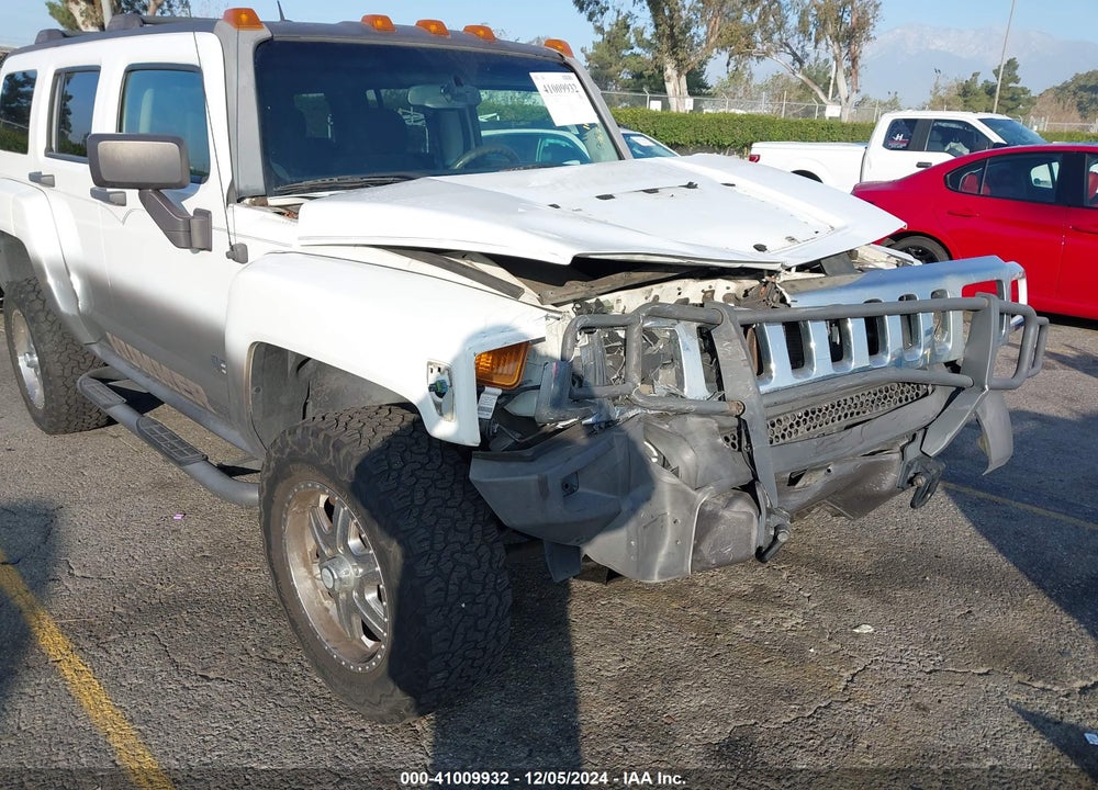 2006 HUMMER H3 SUV VIN: 5GTDN136468109668