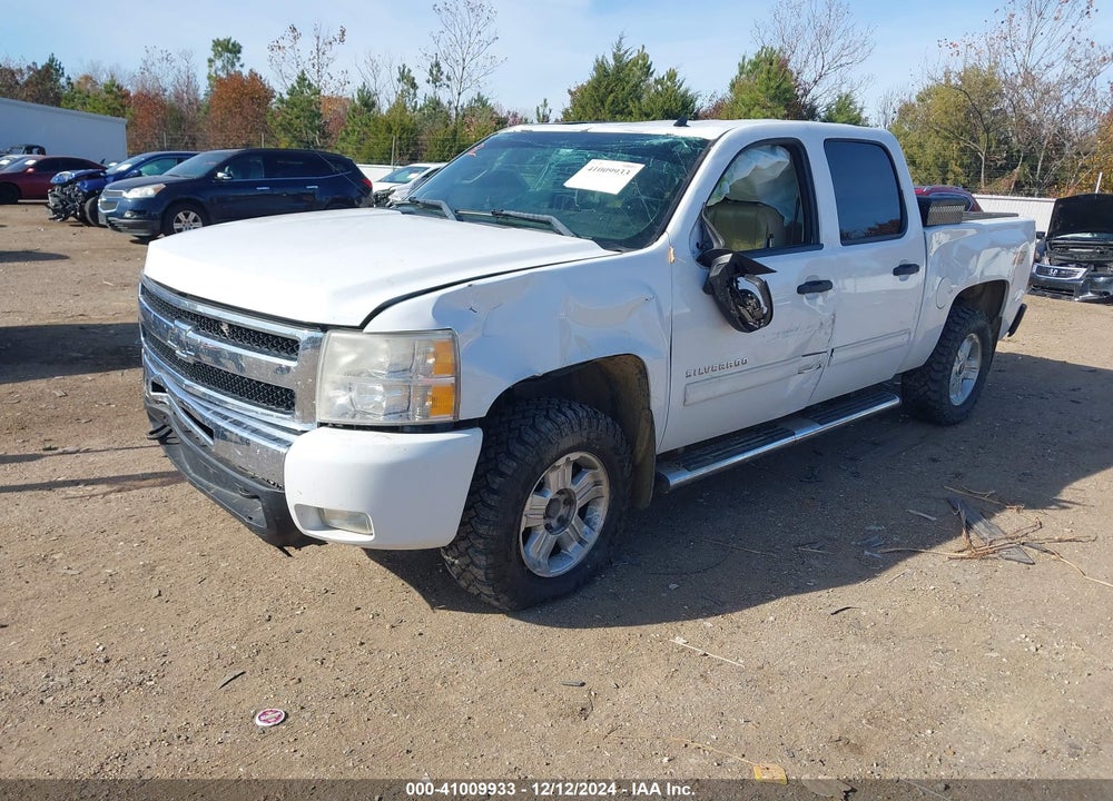 2011 CHEVROLET SILVERADO 1500 LT VIN: 3GCPKSE3XBG186278