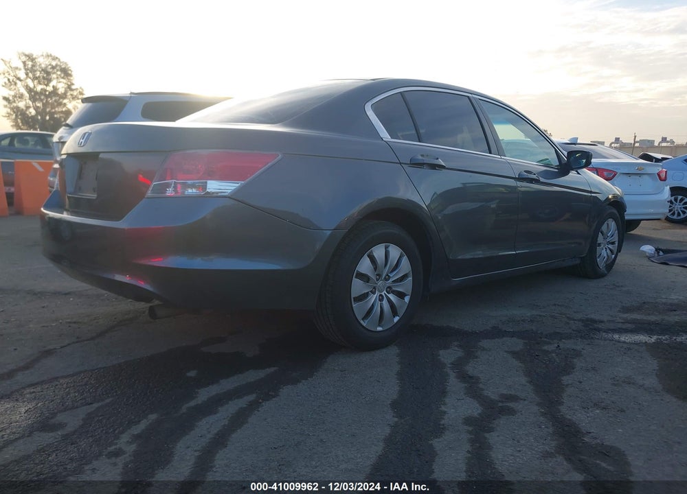2009 HONDA ACCORD 2.4 LX VIN: 1HGCP26359A175178