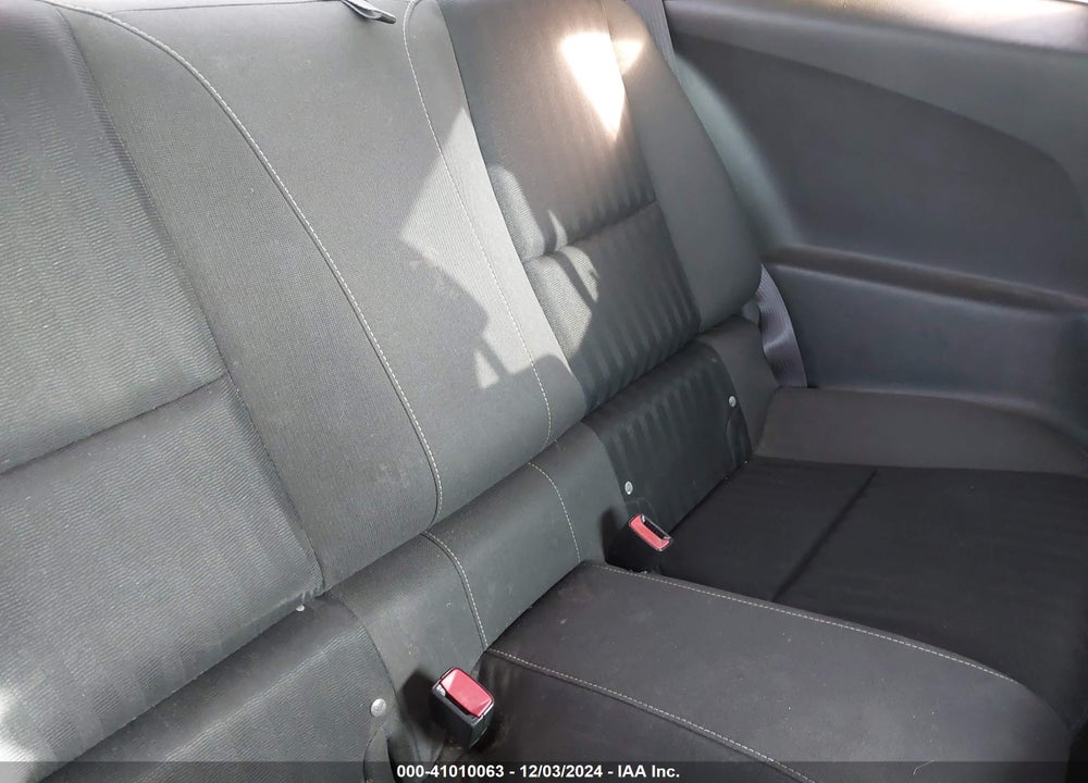 2015 CHEVROLET CAMARO 2LS VIN: 2G1FB1E30F9161033