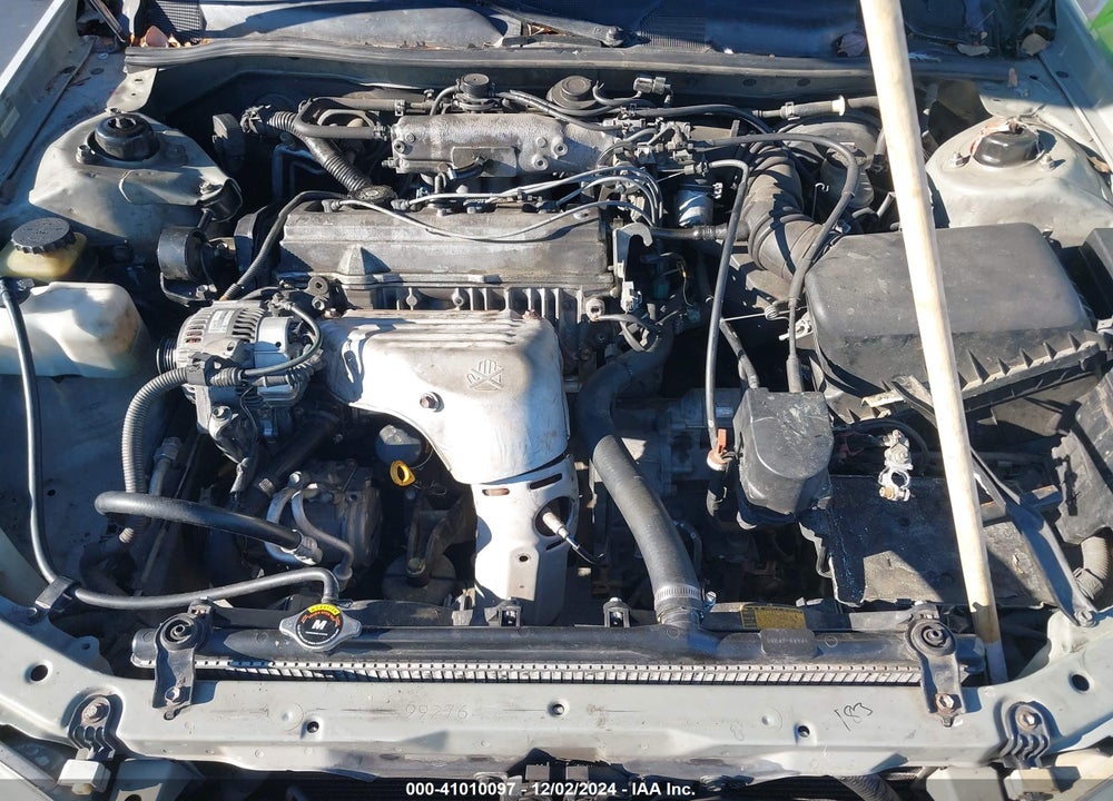 2001 TOYOTA CAMRY LE VIN: JT2BG22K110605735