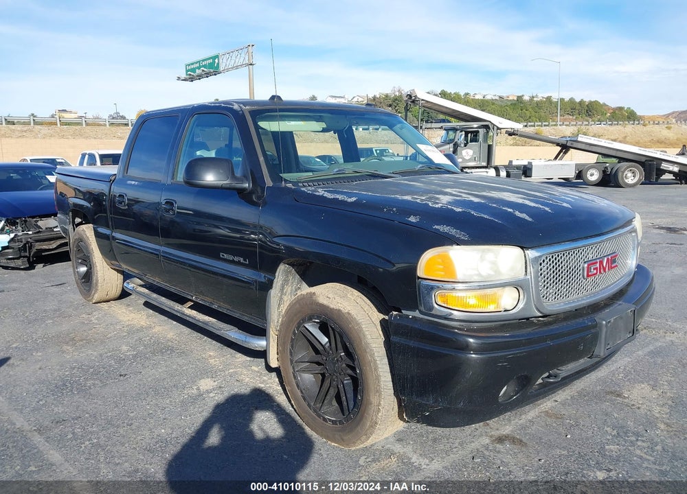 2005 GMC SIERRA 1500 DENALI VIN: 2GTEK63N651372738