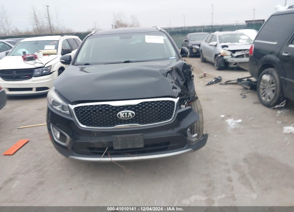 2017 KIA SORENTO 3.3L EX VIN: 5XYPH4A50HG319462