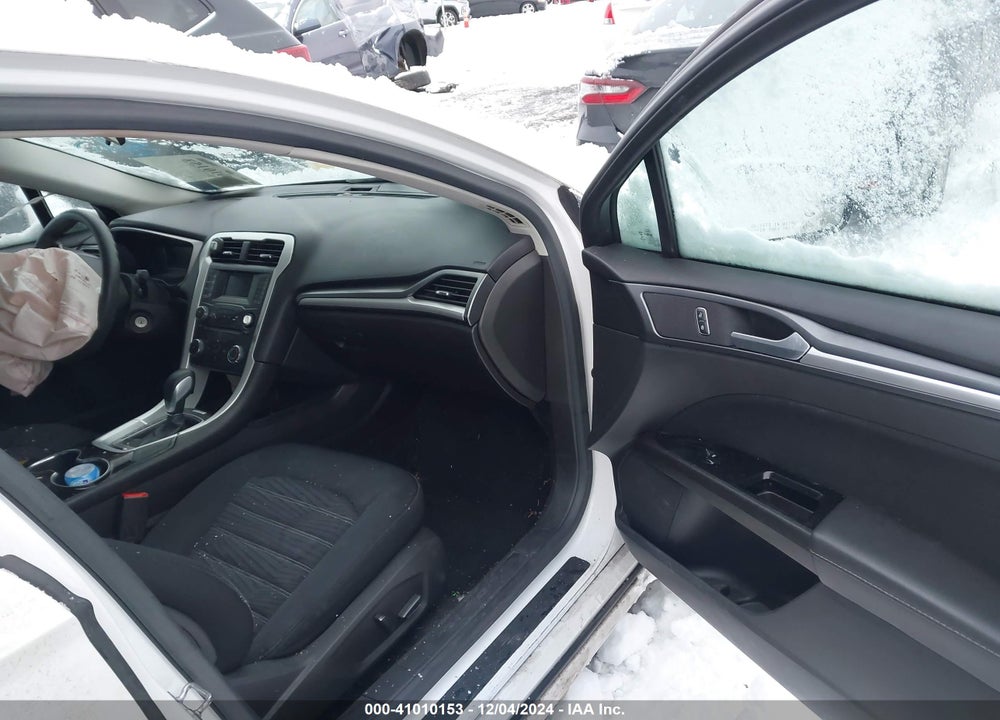 2016 FORD FUSION SE VIN: 1FA6P0H71G5113174