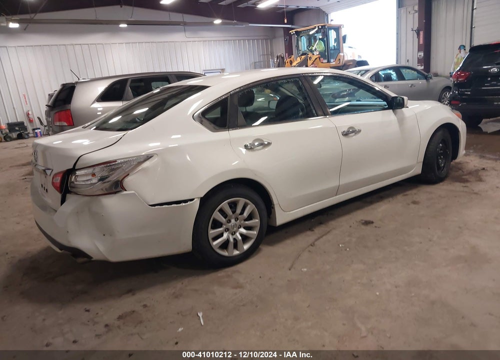 2016 NISSAN ALTIMA VIN: 1N4AL3AP4GN351134