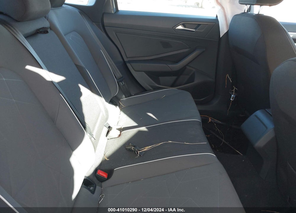 2025 VOLKSWAGEN JETTA 1.5T SPORT VIN: 3VWBX7BU0SM008531