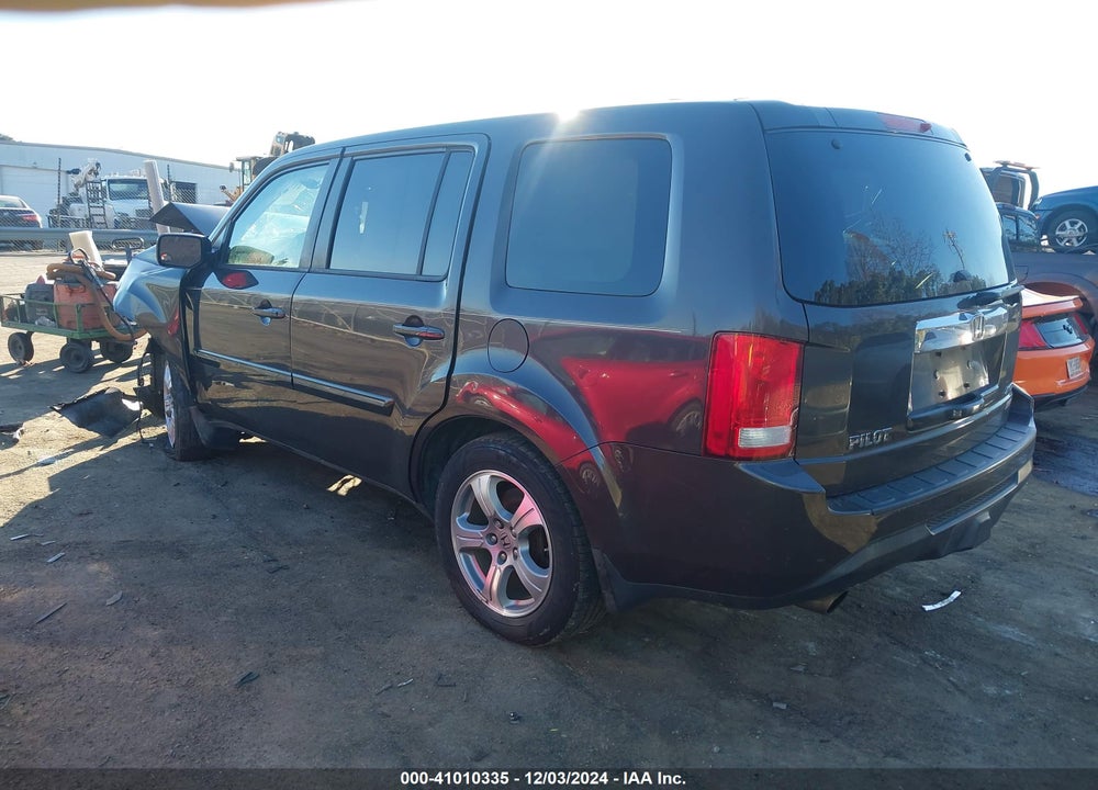 2012 HONDA PILOT EX-L VIN: 5FNYF4H51CB056138