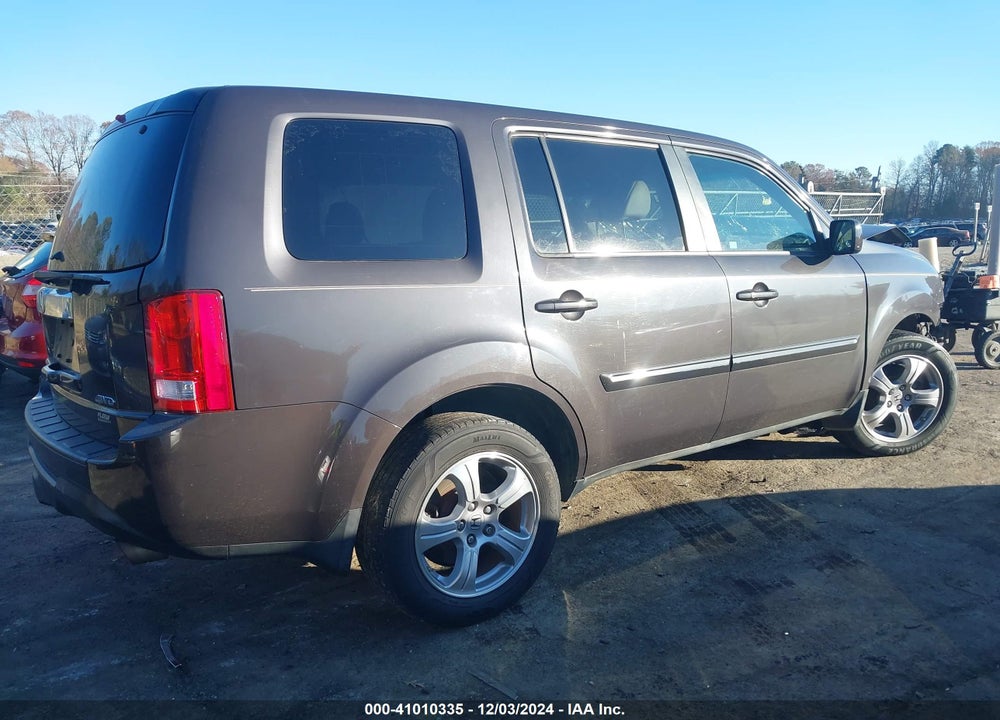 2012 HONDA PILOT EX-L VIN: 5FNYF4H51CB056138