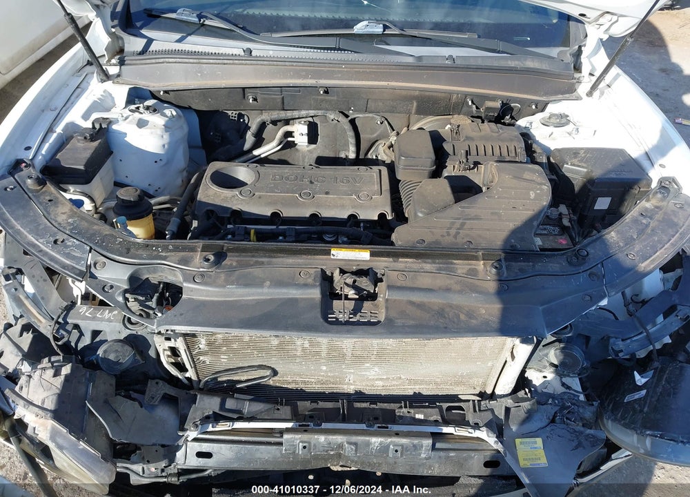 2012 HYUNDAI SANTA FE GLS VIN: 5XYZG3AB9CG094043