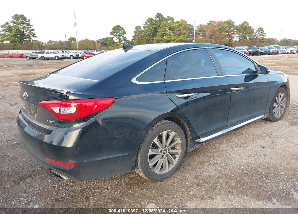 2017 HYUNDAI SONATA SPORT VIN: 5NPE34AFXHH557391