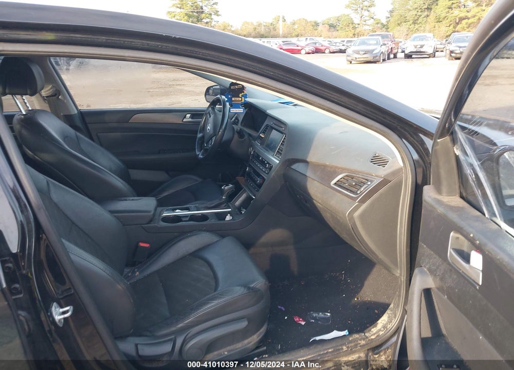 2017 HYUNDAI SONATA SPORT VIN: 5NPE34AFXHH557391