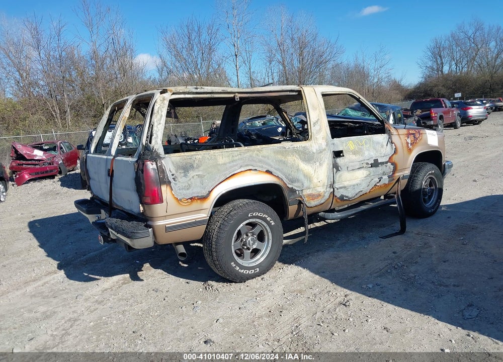 1999 CHEVROLET TAHOE VIN: 3GNEK18R4XG113522