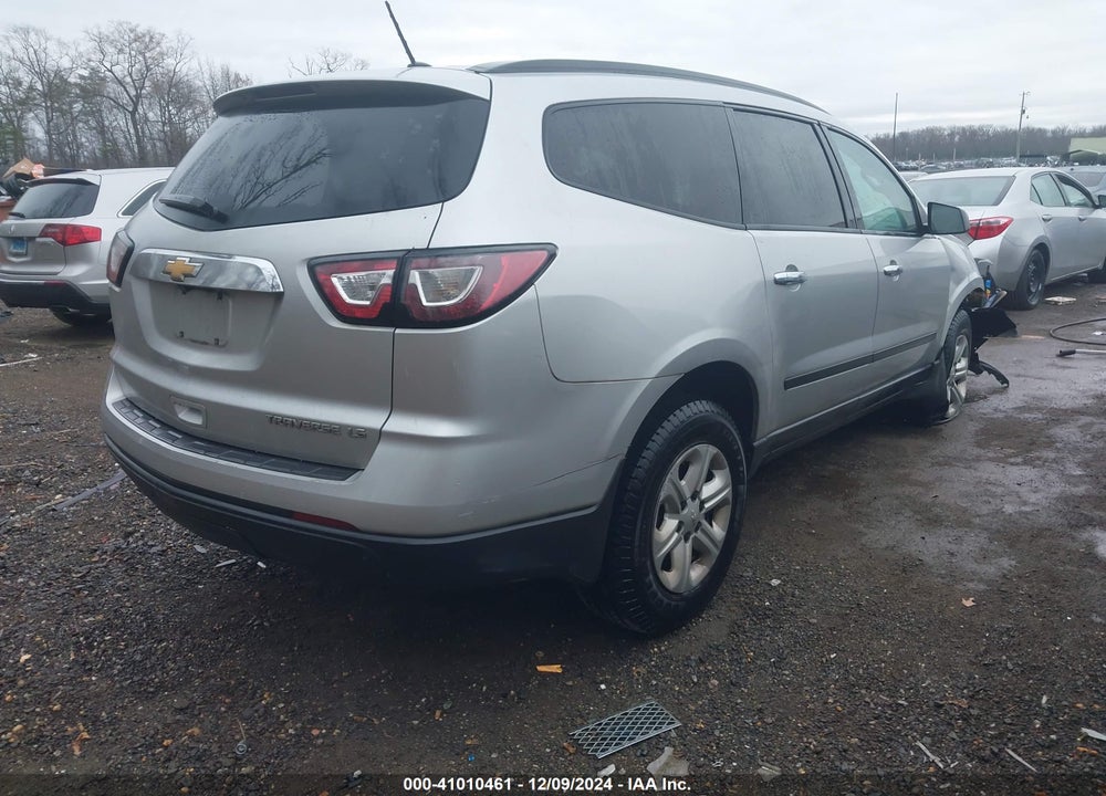 2015 CHEVROLET TRAVERSE LS VIN: 1GNKRFEDXFJ238364