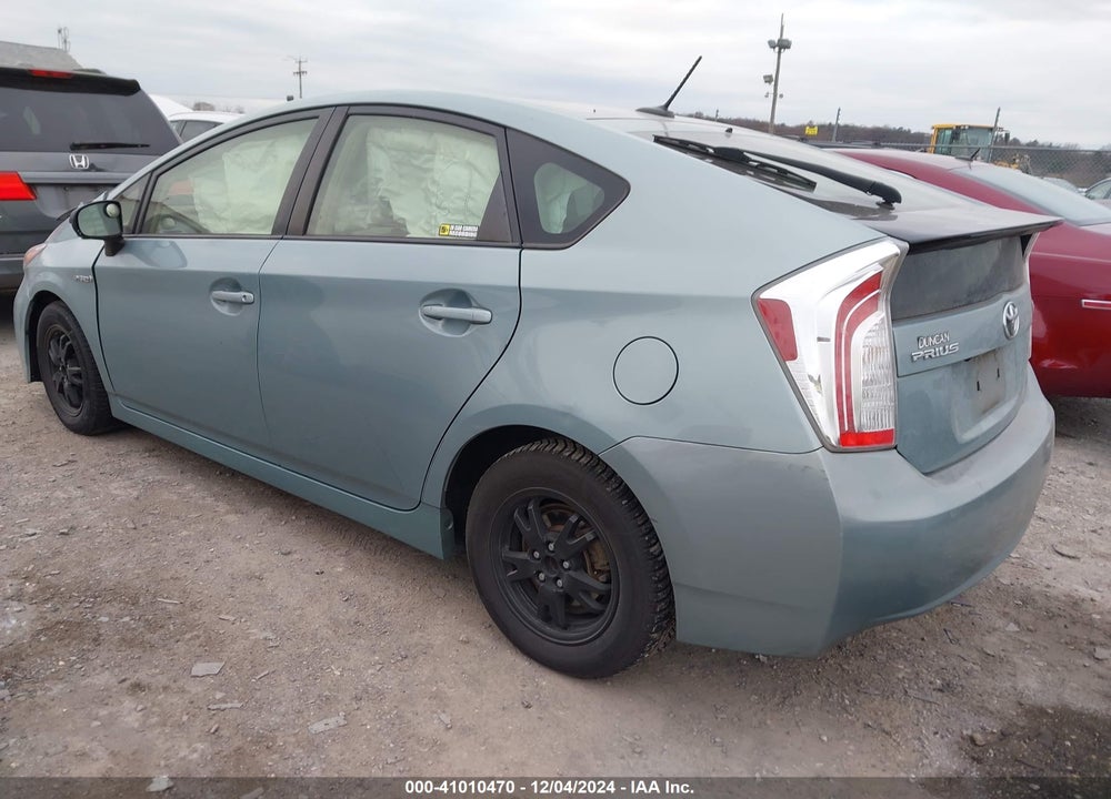 2015 TOYOTA PRIUS FOUR VIN: JTDKN3DU2F1971951