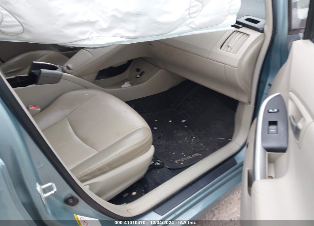 2015 TOYOTA PRIUS FOUR VIN: JTDKN3DU2F1971951