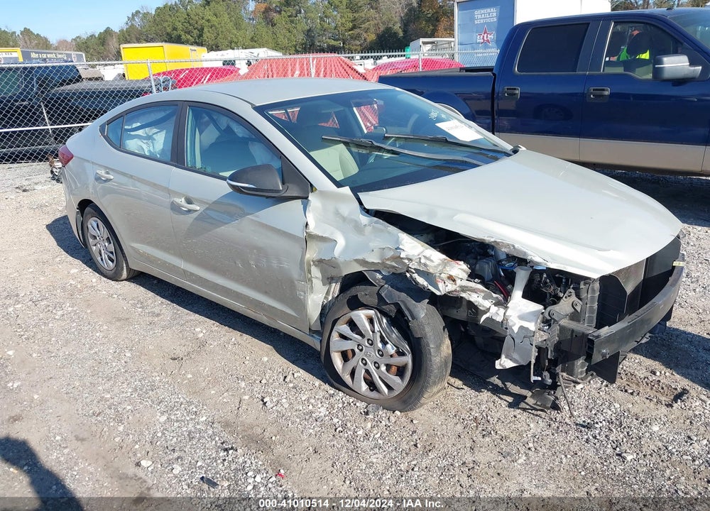 2018 HYUNDAI ELANTRA SE VIN: KMHD74LF2JU471352