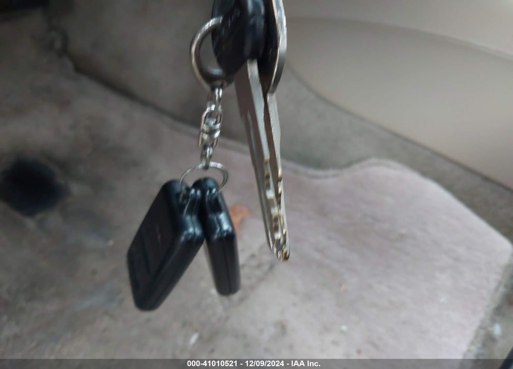 1995 HONDA ACCORD EX VIN: 1HGCD5651SA027398