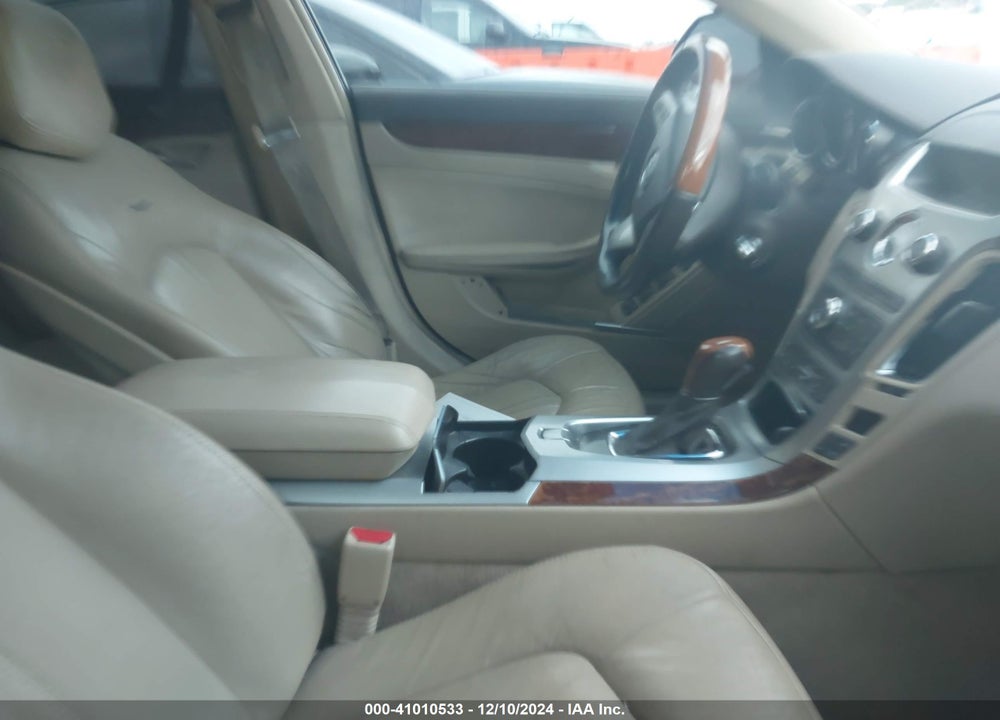 2011 CADILLAC CTS PREMIUM VIN: 1G6DP5ED3B0149949
