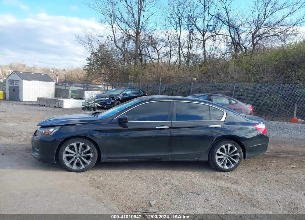 2015 HONDA ACCORD SPORT VIN: 1HGCR2F52FA176571
