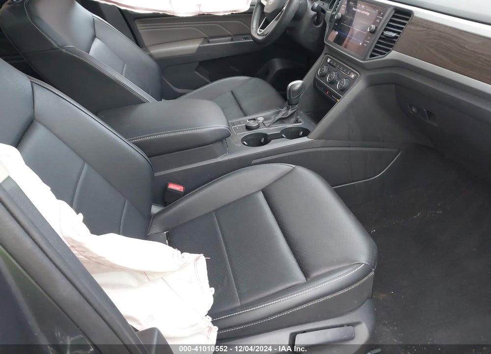 2021 VOLKSWAGEN ATLAS VIN: 1V2KR2CAXMC572050