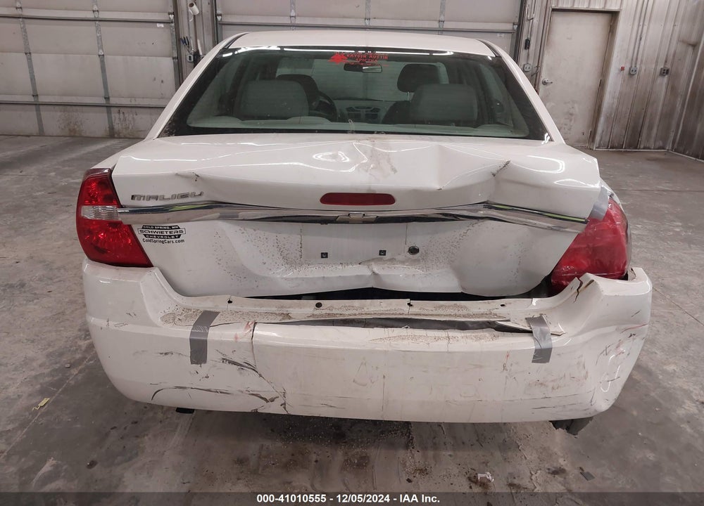 2008 CHEVROLET MALIBU CLASSIC LS VIN: 1G1ZS58F88F119522