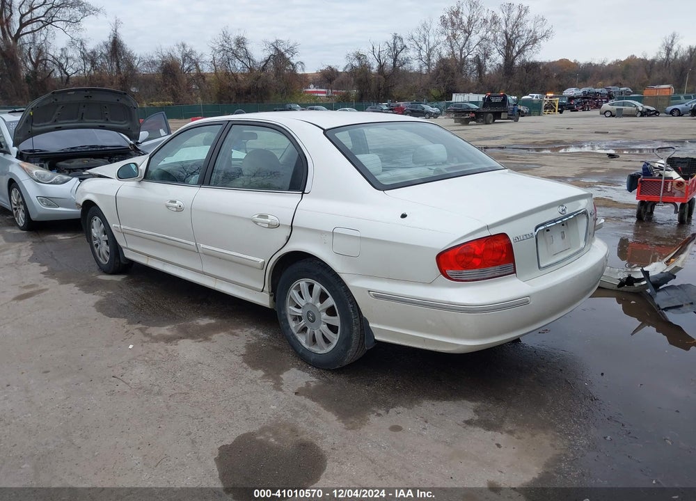 2004 HYUNDAI SONATA GLS/LX VIN: KMHWF35H14A958116