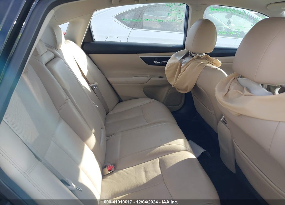 2017 NISSAN ALTIMA VIN: 1N4AL3AP1HC159764