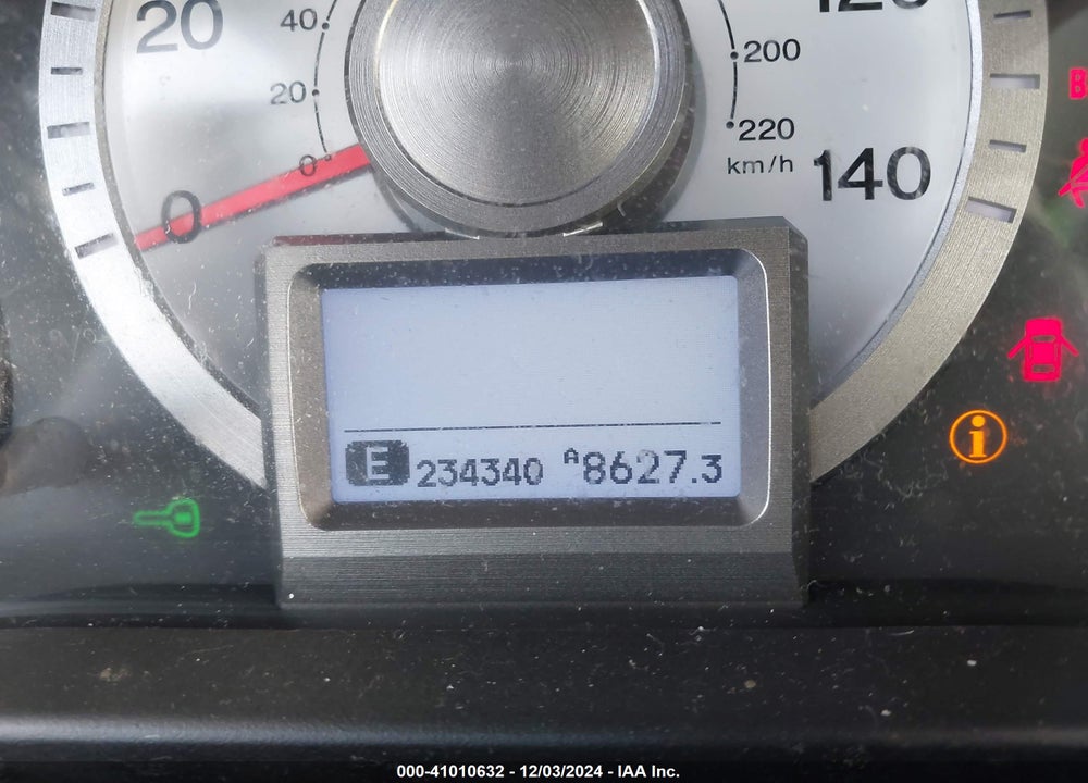 2010 HONDA PILOT TOURING VIN: 5FNYF3H93AB008974