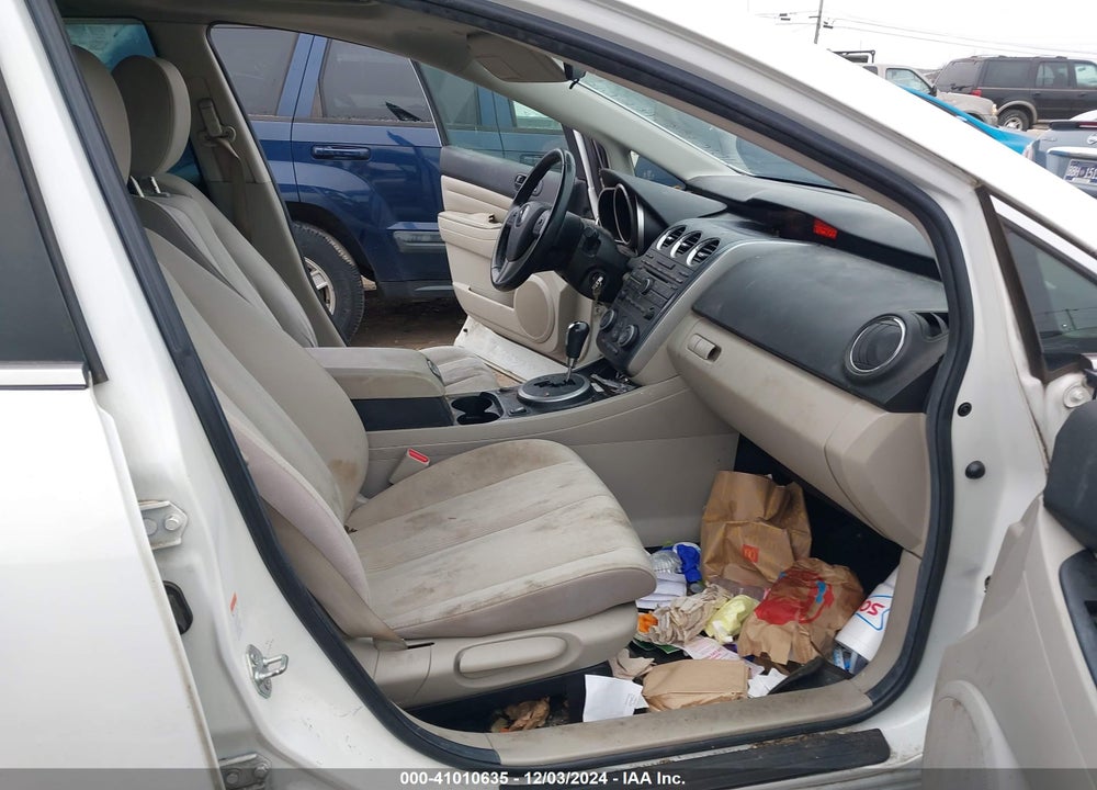 2011 MAZDA CX-7 I SPORT VIN: JM3ER2B58B0359834