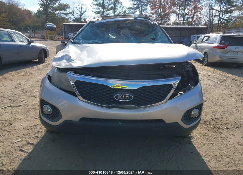 2013 KIA SORENTO EX V6 VIN: 5XYKU4A24DG324928