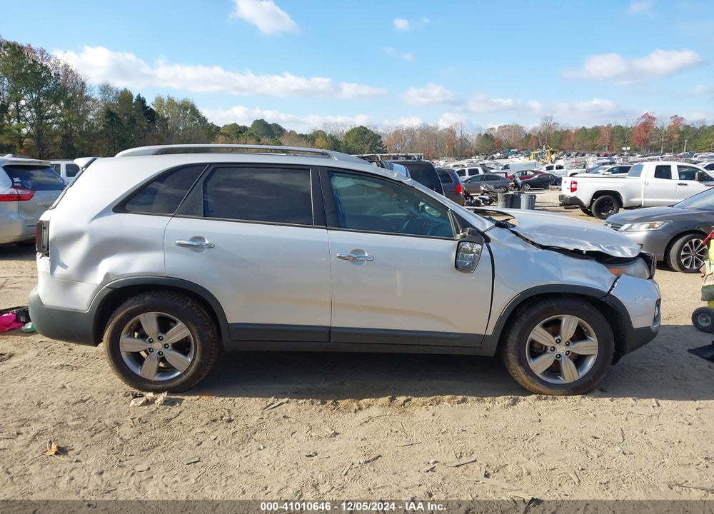 2013 KIA SORENTO EX V6 VIN: 5XYKU4A24DG324928