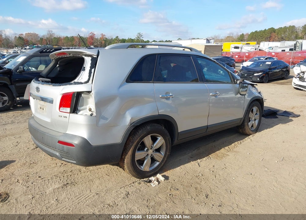 2013 KIA SORENTO EX V6 VIN: 5XYKU4A24DG324928
