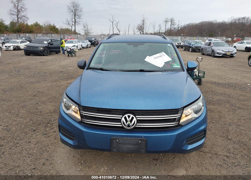 2017 VOLKSWAGEN TIGUAN 2.0T S VIN: WVGBV7AX2HW502009