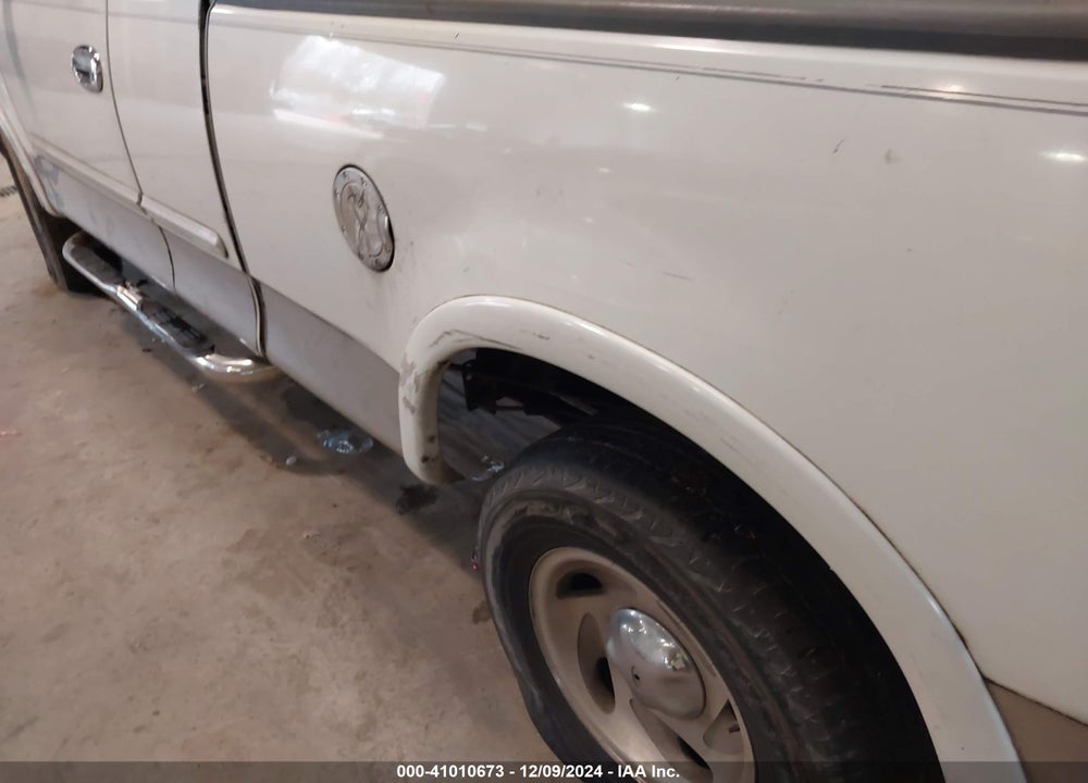 2000 FORD F-150 LARIAT/WORK SERIES/XL/XLT VIN: 1FTRX18W7YNA62690