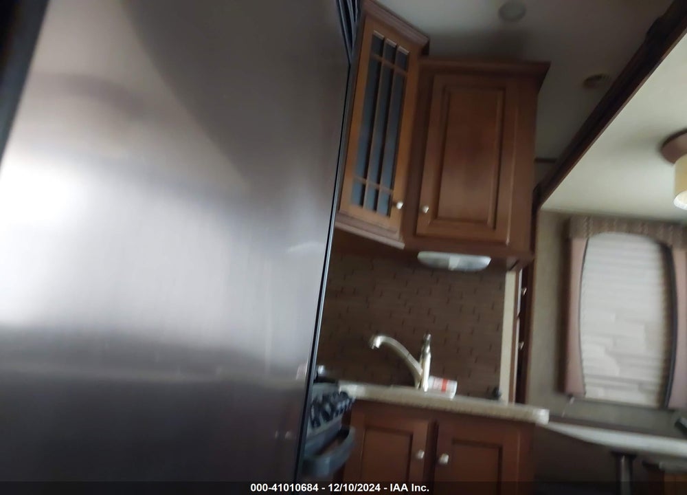 2015 HEARTLAND RV SILVERADO 37QB VIN: 5SFBG4125FE284777