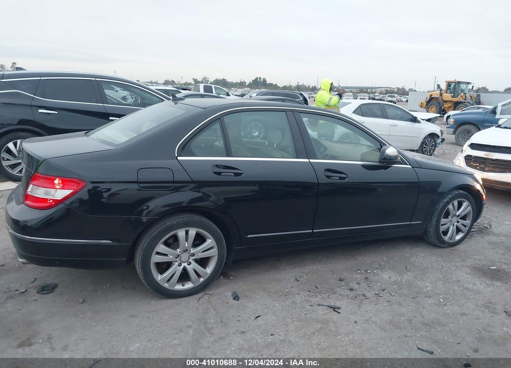 2008 MERCEDES-BENZ C 300 LUXURY/SPORT VIN: WDDGF54X68R010336