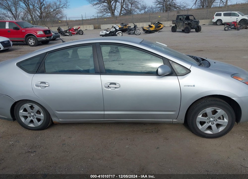 2009 TOYOTA PRIUS VIN: JTDKB20UX97851356