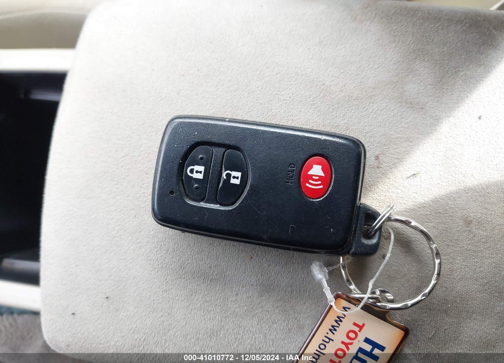 2010 TOYOTA PRIUS III VIN: JTDKN3DU6A0215635