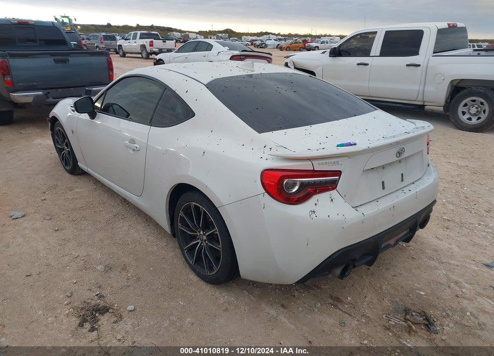 2017 TOYOTA 86 VIN: JF1ZNAA15H8705000