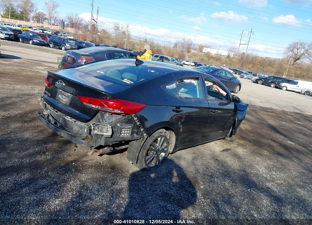 2018 HYUNDAI ELANTRA SEL VIN: 5NPD84LF5JH356093