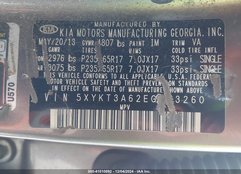 2014 KIA SORENTO LX VIN: 5XYKT3A62EG473260