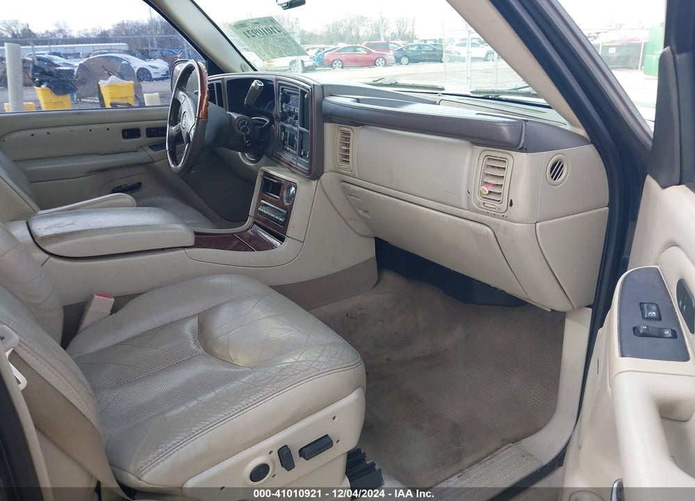 2005 CADILLAC ESCALADE STANDARD VIN: 1GYEK63N85R125173