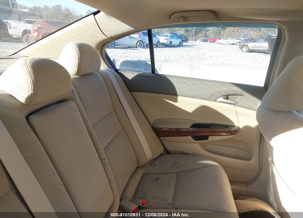 2008 HONDA ACCORD 2.4 EX VIN: 1HGCP26758A138701