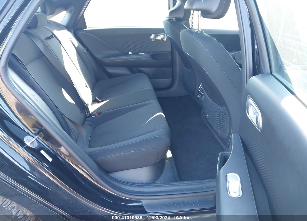 2024 HYUNDAI IONIQ 6 VIN: KMHM24AC5RA056451