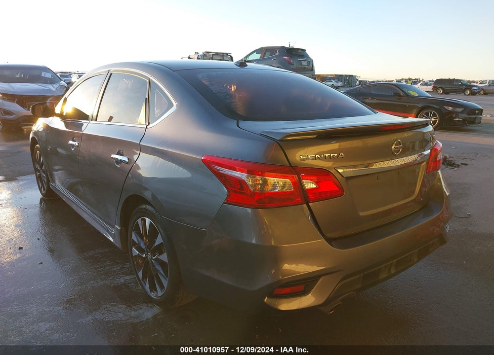 2018 NISSAN SENTRA SR VIN: 3N1AB7AP2JY205784