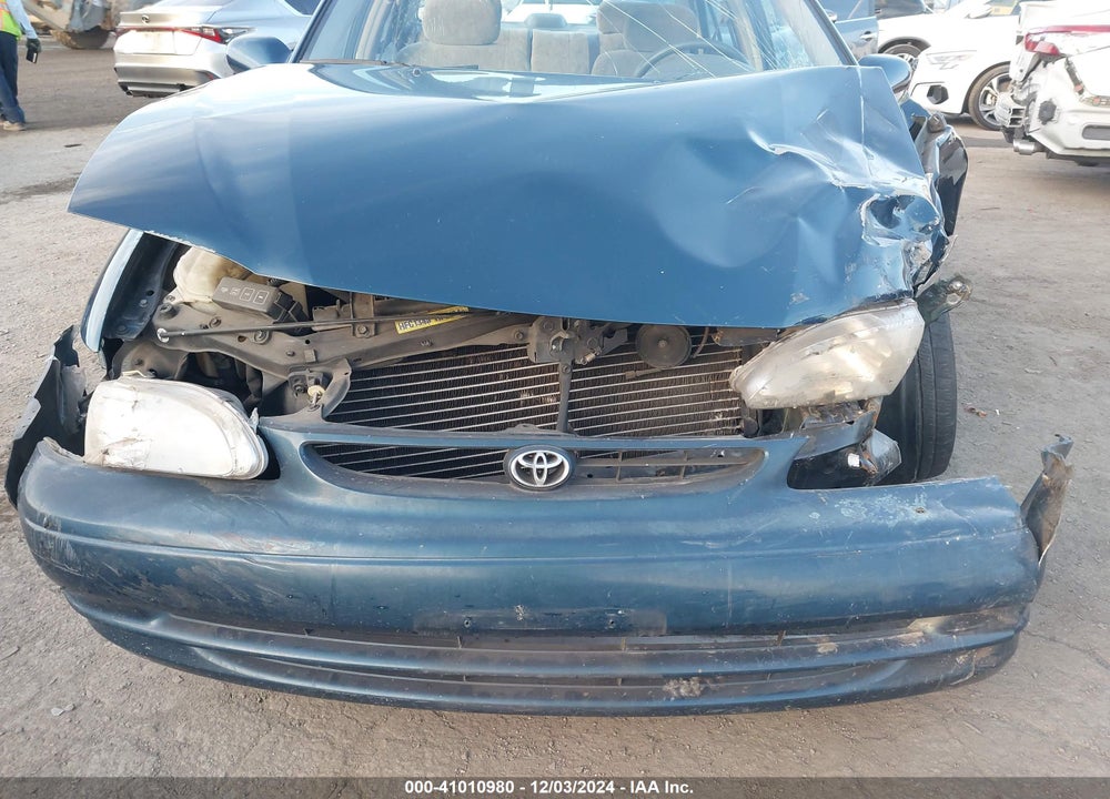 1998 TOYOTA COROLLA LE VIN: 1NXBR18E4WZ047663