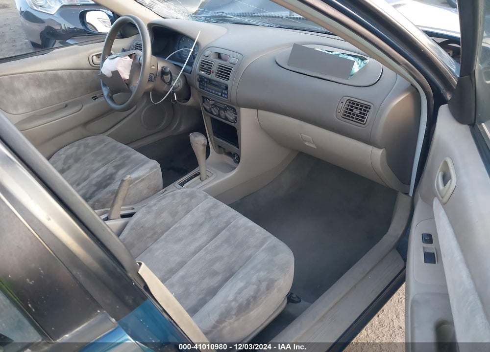 1998 TOYOTA COROLLA LE VIN: 1NXBR18E4WZ047663